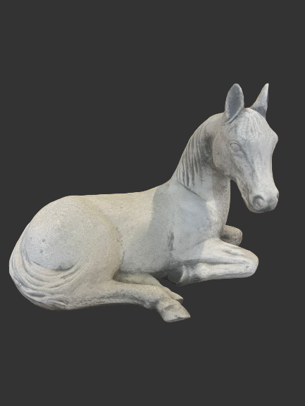 J2258 paard liggend 33 cm