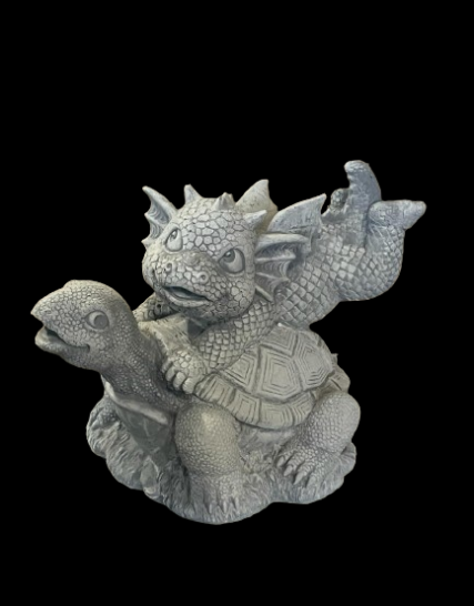GR5 draak op schildpad 19.5 cm